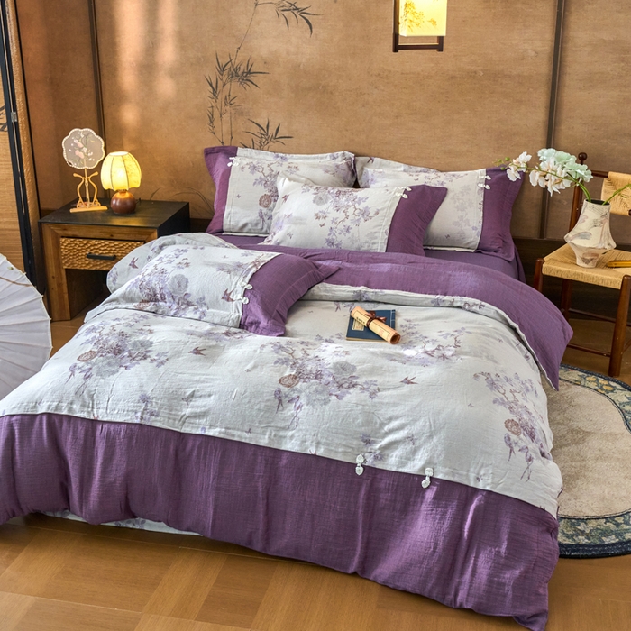 91家纺网 家纺一手货源 找家纺 春皖家纺 2026新款全棉提花双层纱盘扣四件套-旗袍风系列 紫气东来