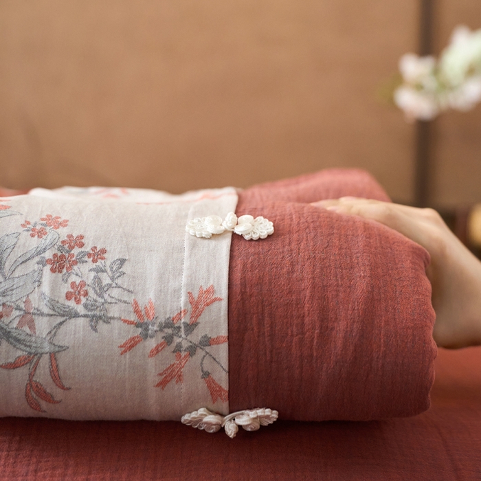 91家纺网 家纺一手货源 找家纺 春皖家纺 2026新款全棉提花双层纱盘扣四件套-旗袍风系列 组合图