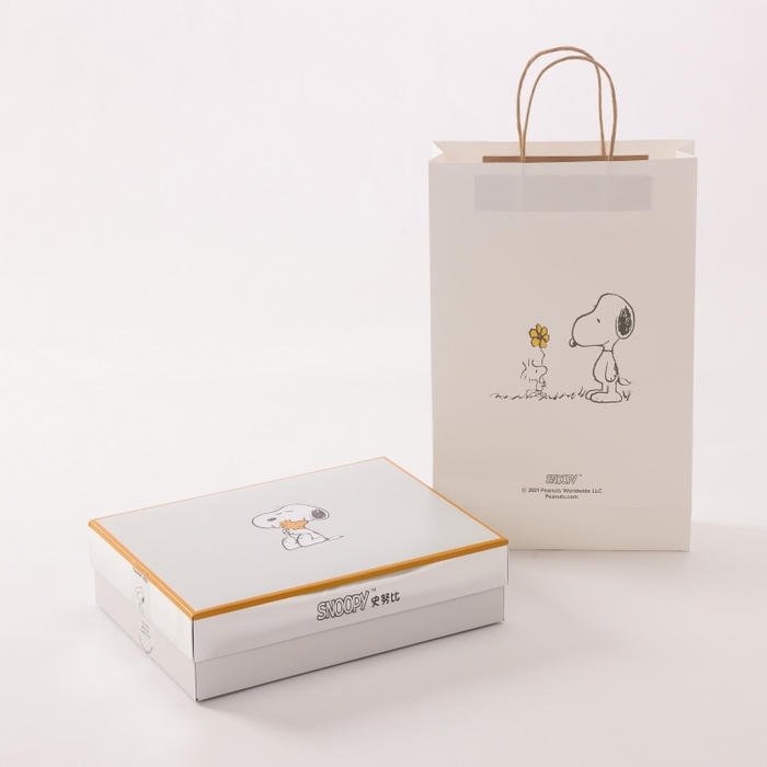 91家纺网 家纺一手货源 找家纺 （总）苏艺针织史努比SNOOPY正版授权独家针织毯儿童毯披肩多功能盖毯礼物终端控价