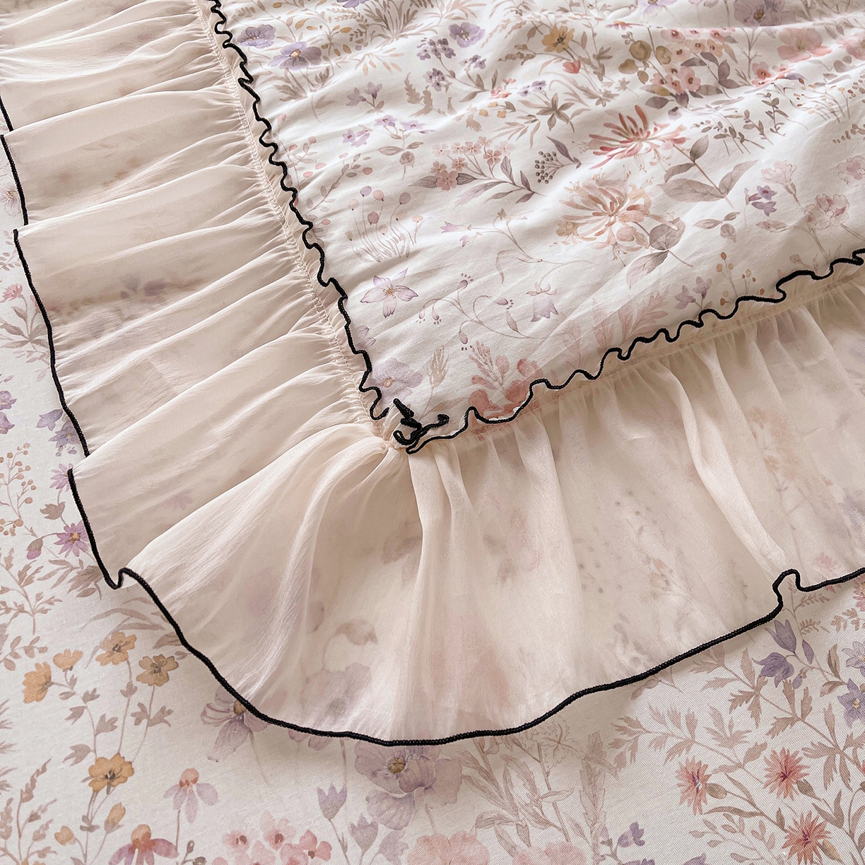 91家纺网 家纺一手货源 找家纺 宜凡家纺 2026新款全棉数码印花夏被床裙四件套③号系列 漫枝