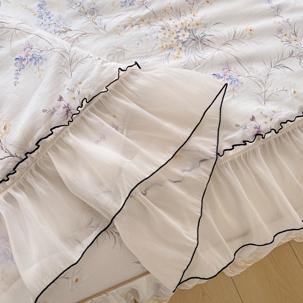 91家纺网 家纺一手货源 找家纺 宜凡家纺 2026新款全棉数码印花夏被床裙四件套③号系列 梵汐