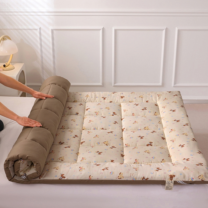 91家纺网 家纺一手货源 找家纺 嘉贝 2026新款A类云朵棉新疆棉花床垫 旋转小马