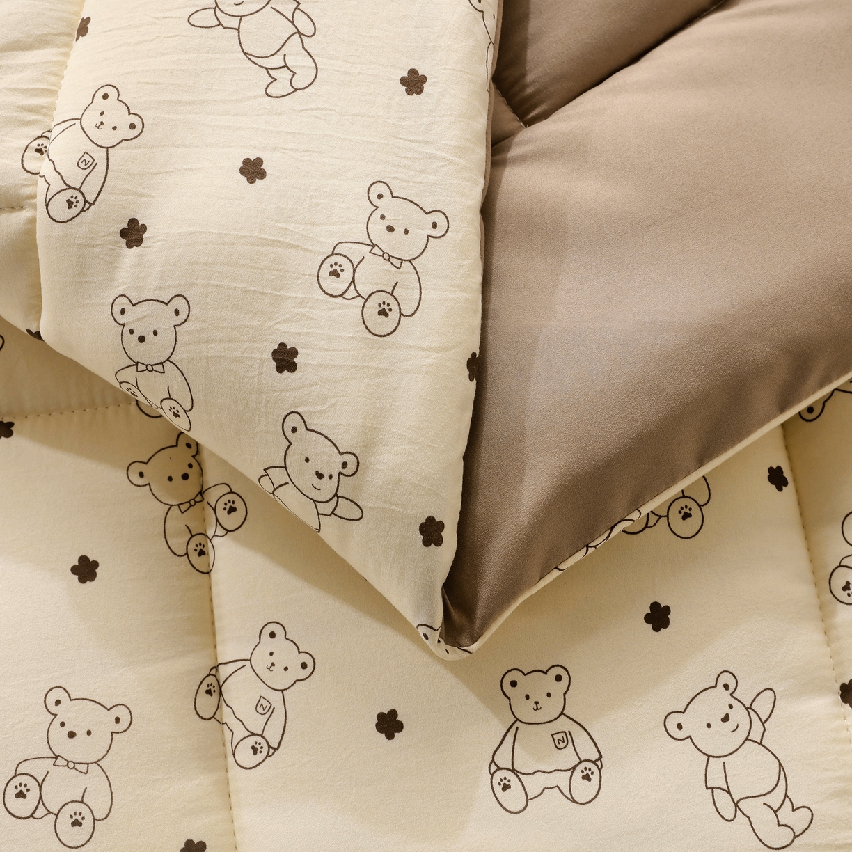 91家纺网 家纺一手货源 找家纺 嘉贝 2026新款A类云朵棉新疆棉花床垫 小熊博士