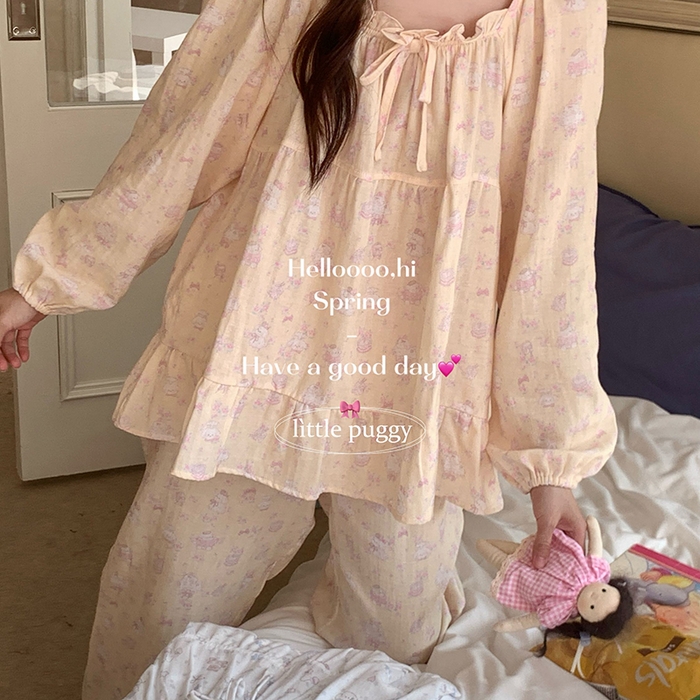 91家纺网 家纺一手货源 找家纺 妍景家居生活馆 2026新款蝴蝶结双层纱碎花套装 花田小狗