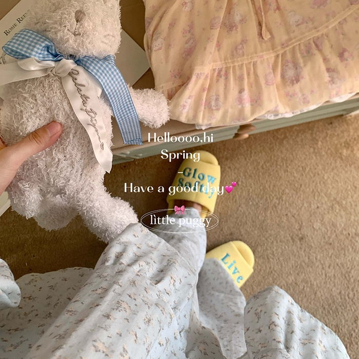 91家纺网 家纺一手货源 找家纺 妍景家居生活馆 2026新款蝴蝶结双层纱碎花套装 雾蓝花语