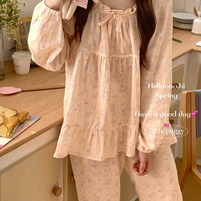 91家纺网 家纺一手货源 找家纺 妍景家居生活馆 2026新款蝴蝶结双层纱碎花套装 花田小狗