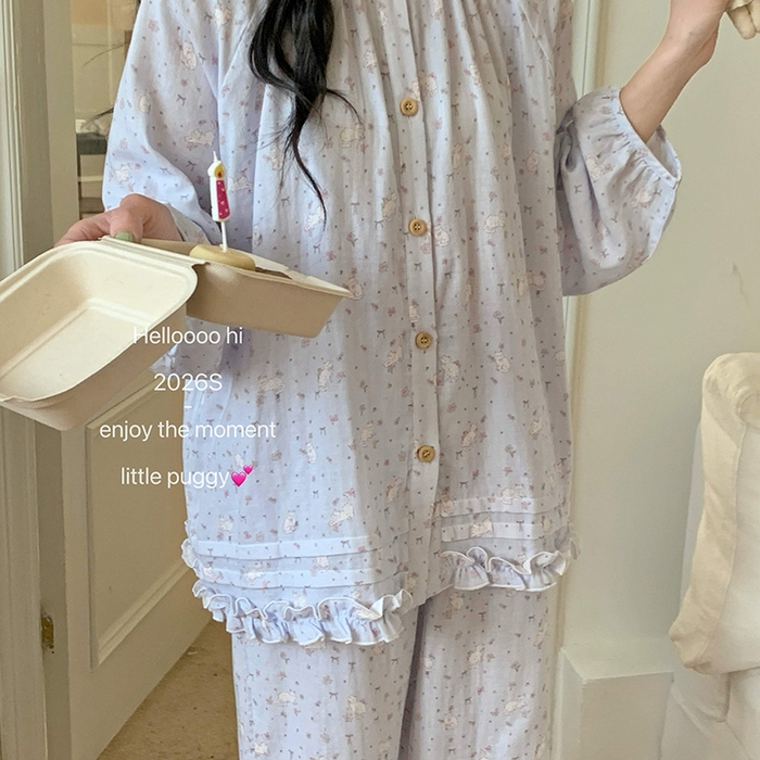 91家纺网 家纺一手货源 找家纺 妍景家居生活馆 2026新款木耳边纱布套装 蓝色波点小猫