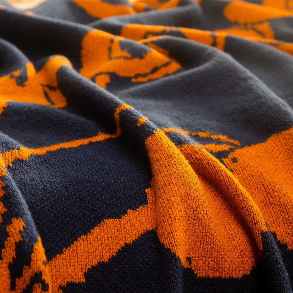 91家纺网 家纺一手货源 找家纺 苏艺针织史努比SNOOPY正版授权独家针织毯儿童毯披肩多功能盖毯礼物终端控价 史努比-香橘士