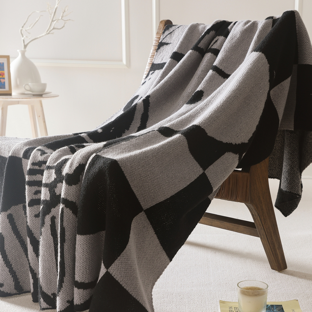 91家纺网 家纺一手货源 找家纺 苏艺针织史努比SNOOPY正版授权独家针织毯儿童毯披肩多功能盖毯礼物终端控价 史努比-织梦