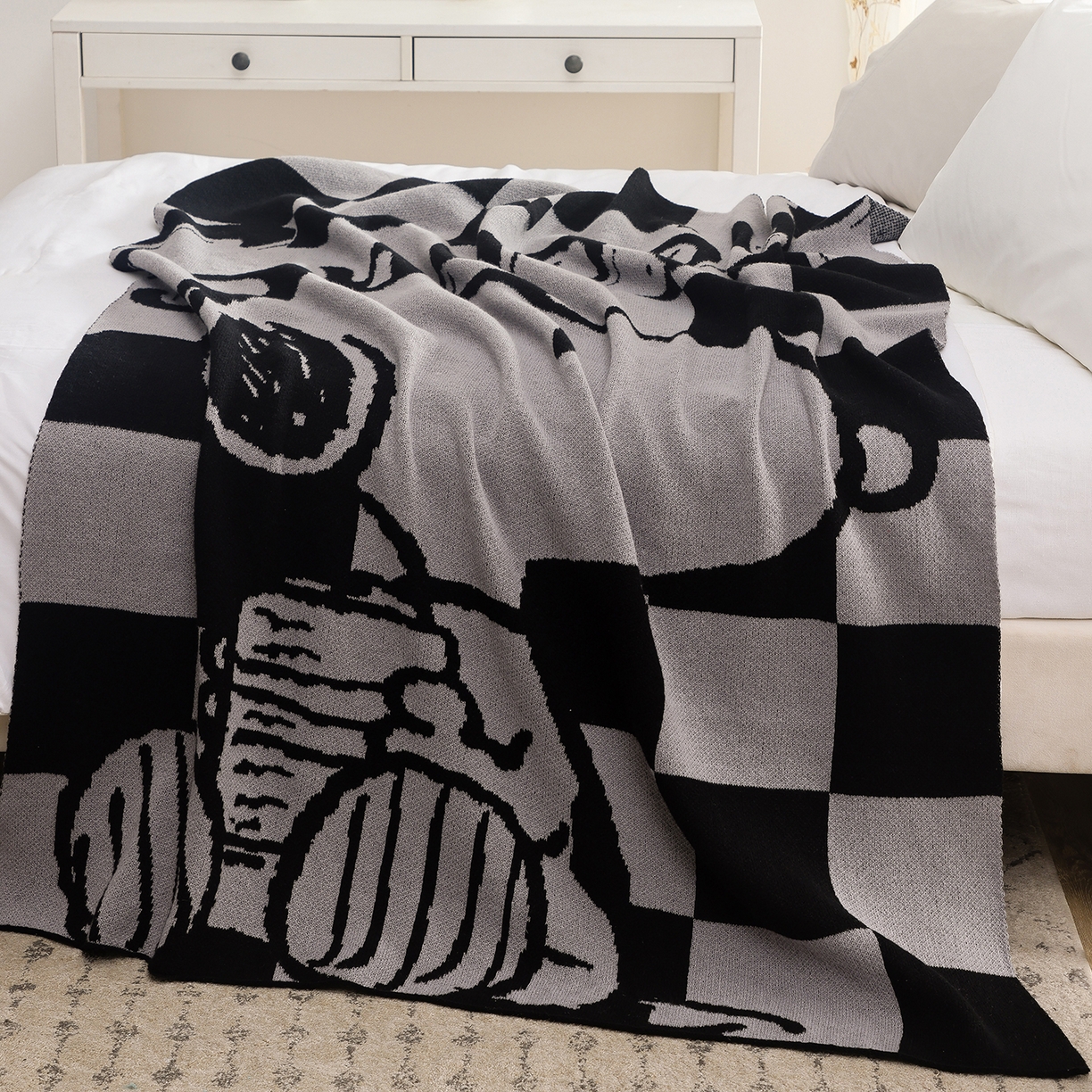 91家纺网 家纺一手货源 找家纺 苏艺针织史努比SNOOPY正版授权独家针织毯儿童毯披肩多功能盖毯礼物终端控价 史努比-织梦