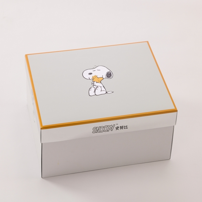 91家纺网 家纺一手货源 找家纺 苏艺针织史努比SNOOPY正版授权独家针织毯儿童毯披肩多功能盖毯礼物终端控价 礼盒大号