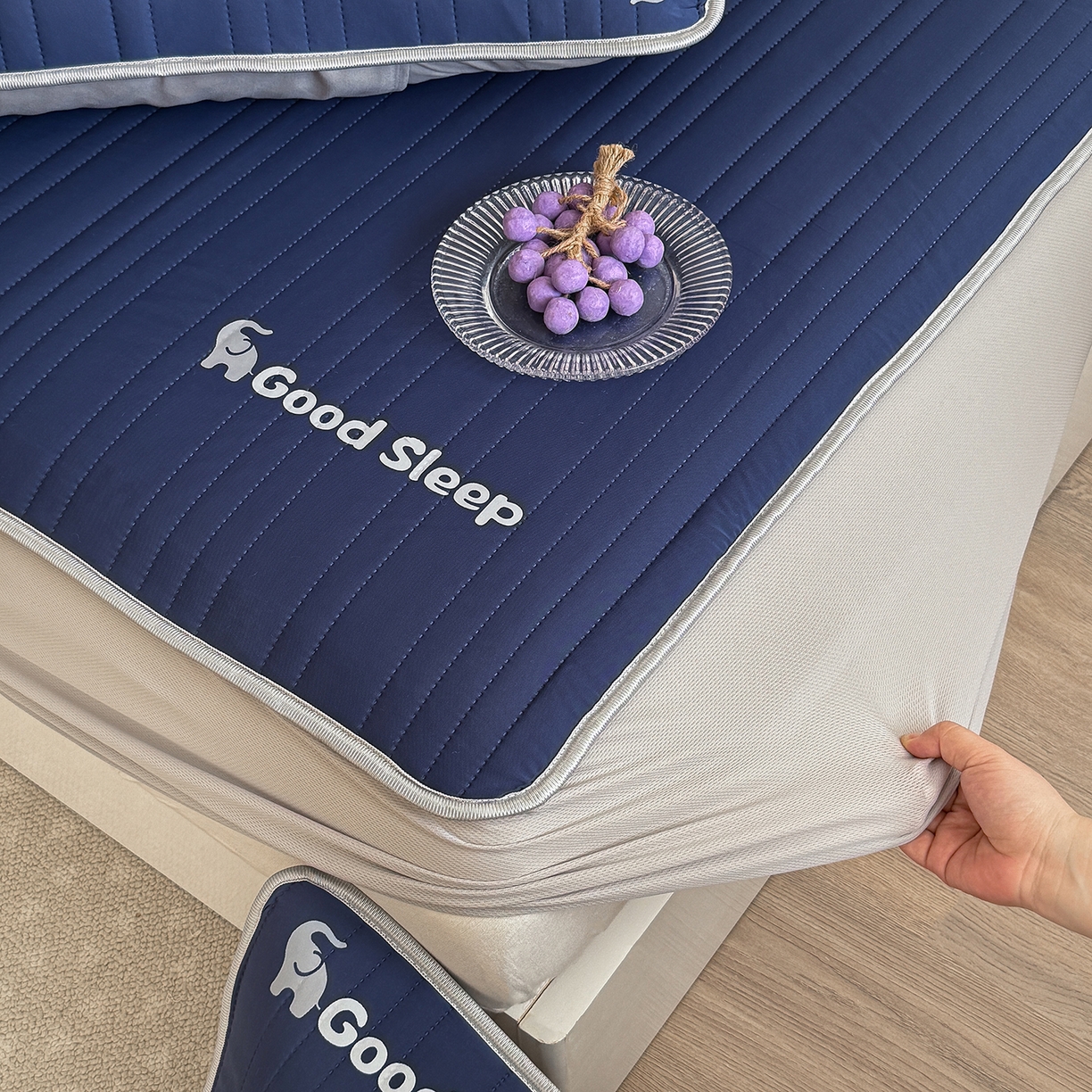 91家纺网 家纺一手货源 找家纺 TT.one 塔塔家居 2026新款A类自然凉感简约深睡眠清新小象夏日凉感垫 小象-宝石蓝