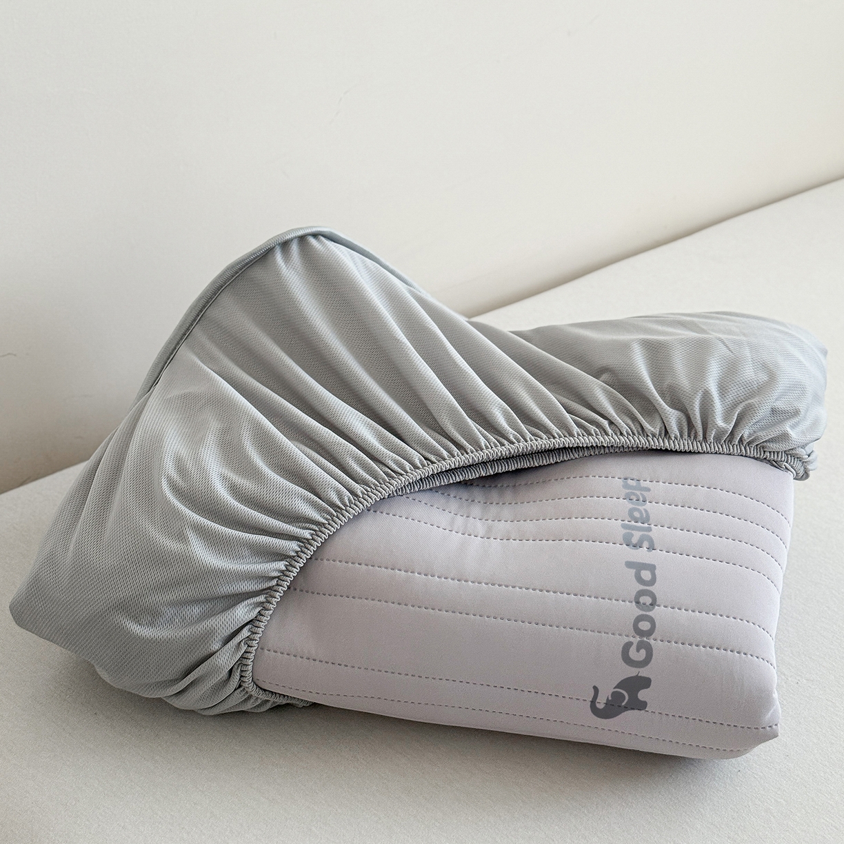 91家纺网 家纺一手货源 找家纺 TT.one 塔塔家居 2026新款A类自然凉感简约深睡眠清新小象夏日凉感垫 小象-摩卡灰