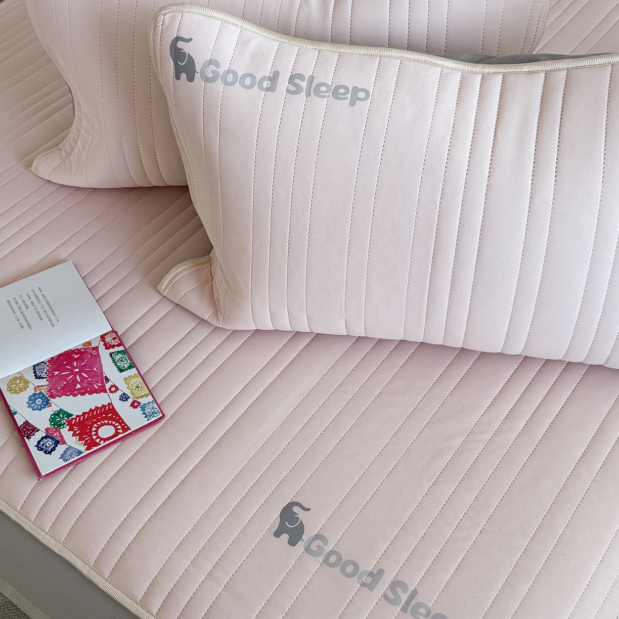 91家纺网 家纺一手货源 找家纺 TT.one 塔塔家居 2026新款A类自然凉感简约深睡眠清新小象夏日凉感垫 小象-少女粉