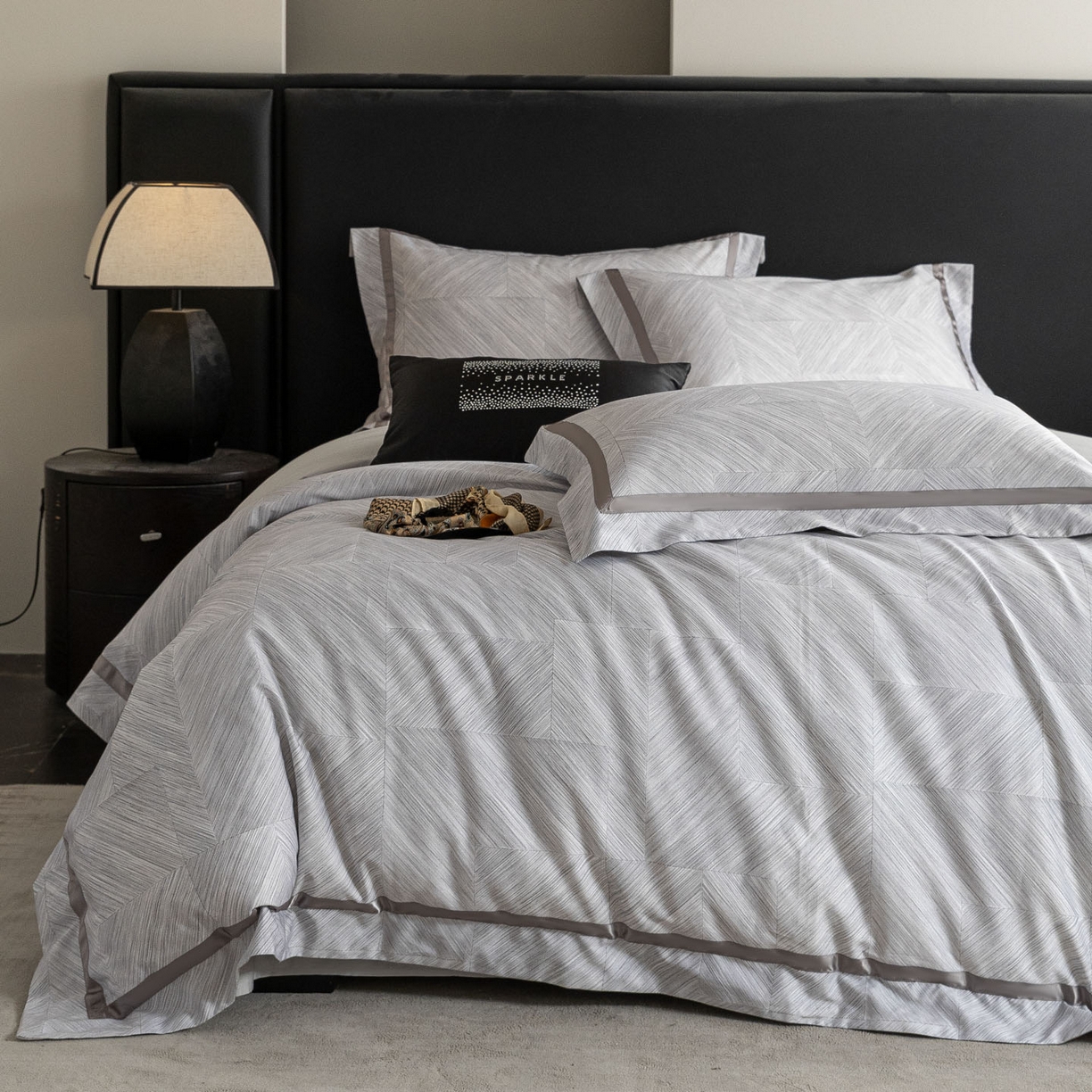 91家纺网 家纺一手货源 找家纺 新方向 【控价 提供买家秀】2026新款数码印花50s双股全棉贡缎长绒棉四件套-星河拍摄2 星河-爵士灰