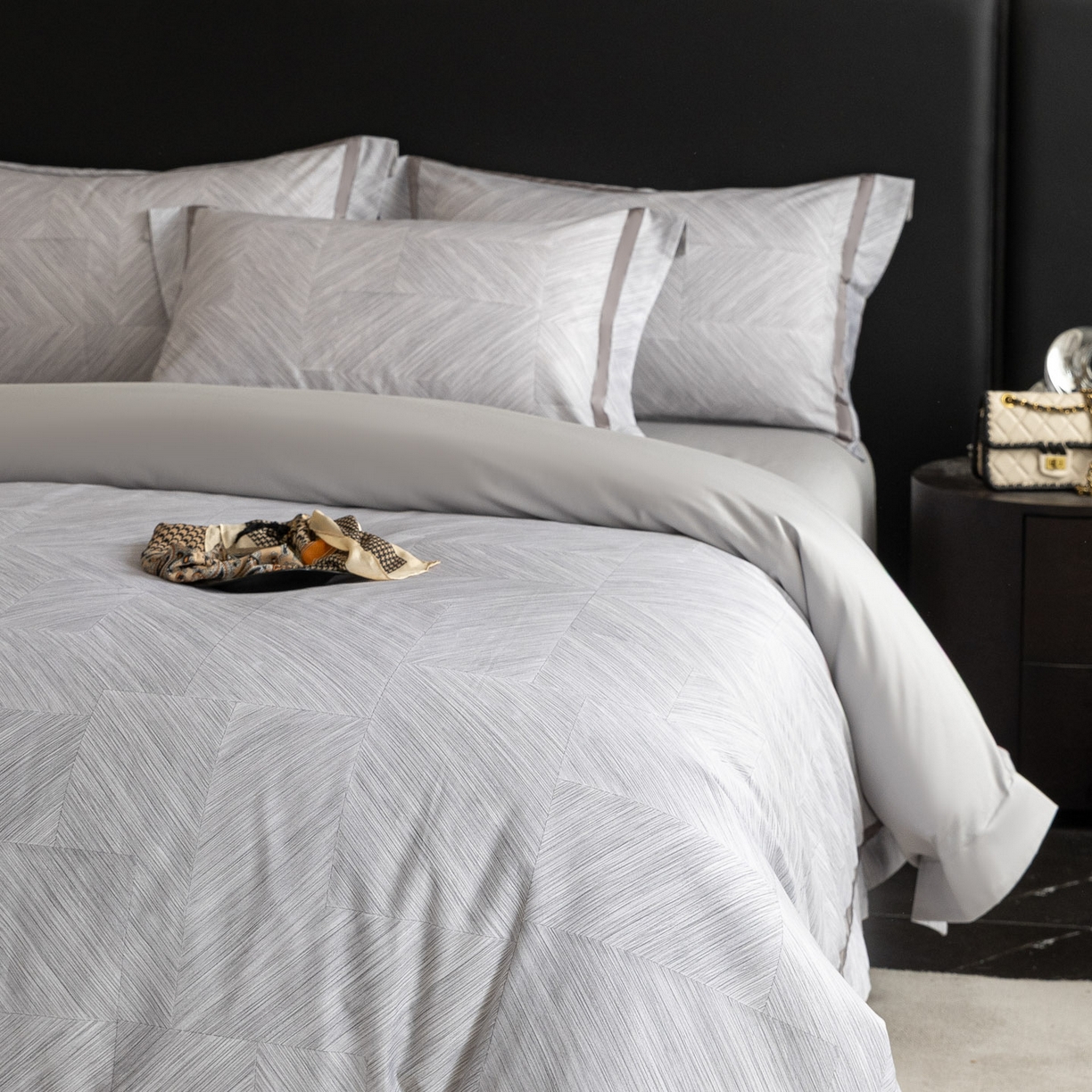 91家纺网 家纺一手货源 找家纺 新方向 【控价 提供买家秀】2026新款数码印花50s双股全棉贡缎长绒棉四件套-星河拍摄2 星河-爵士灰