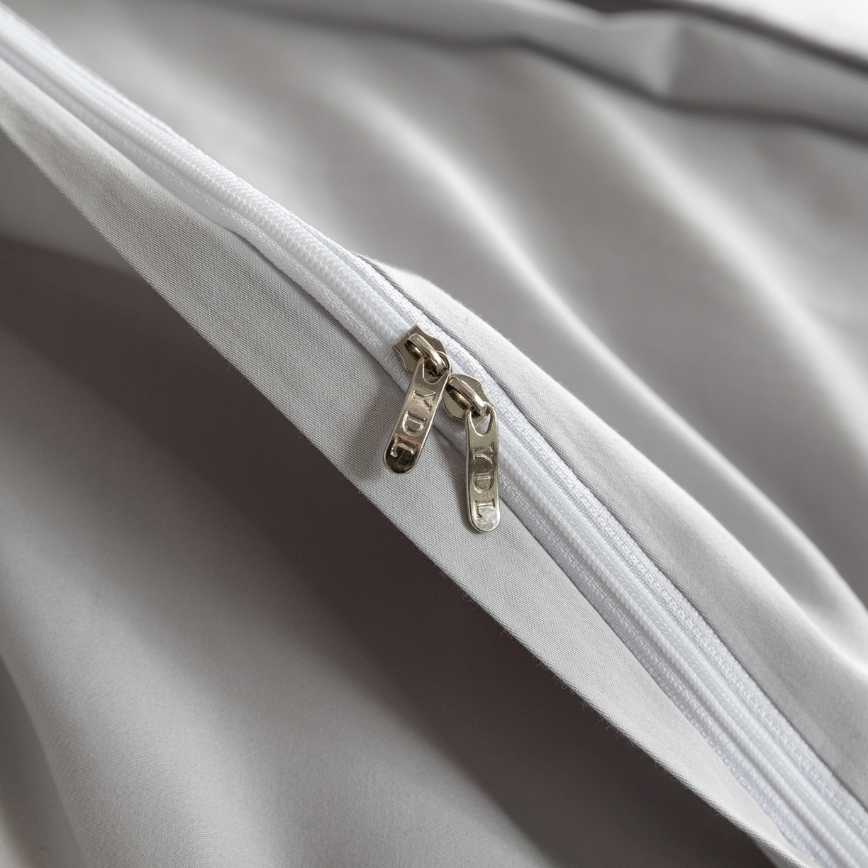 91家纺网 家纺一手货源 找家纺 新方向 【控价 提供买家秀】2026新款数码印花50s双股全棉贡缎长绒棉四件套-星河拍摄2 星河-爵士灰