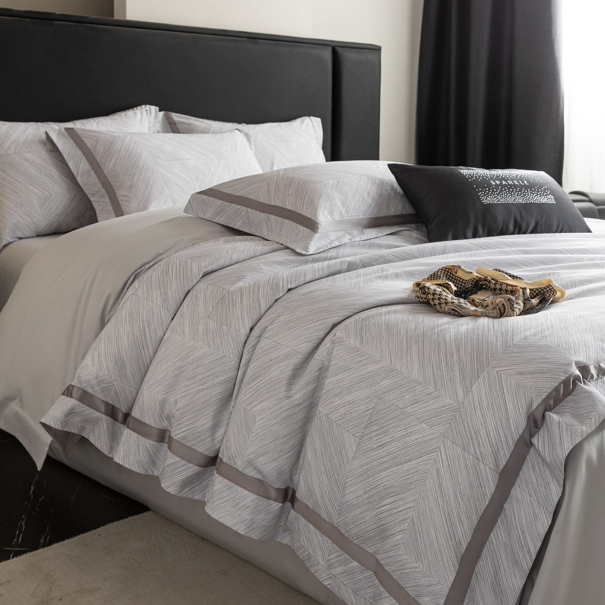 91家纺网 家纺一手货源 找家纺 新方向 【控价 提供买家秀】2026新款数码印花50s双股全棉贡缎长绒棉四件套-星河拍摄2 星河-爵士灰