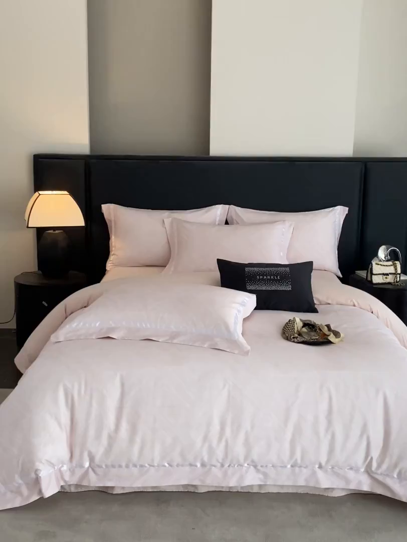 91家纺网 家纺一手货源 找家纺 （总）新方向 【控价 提供买家秀】2026新款数码印花50s双股全棉贡缎长绒棉四件套-星河拍摄2