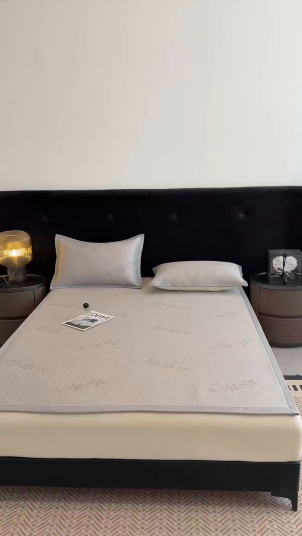 91家纺网 家纺一手货源 找家纺 畅畅家纺 2026春夏新款复合中分子PE100%聚乙烯乙纶色织提花凉感软凉席席子 繁花