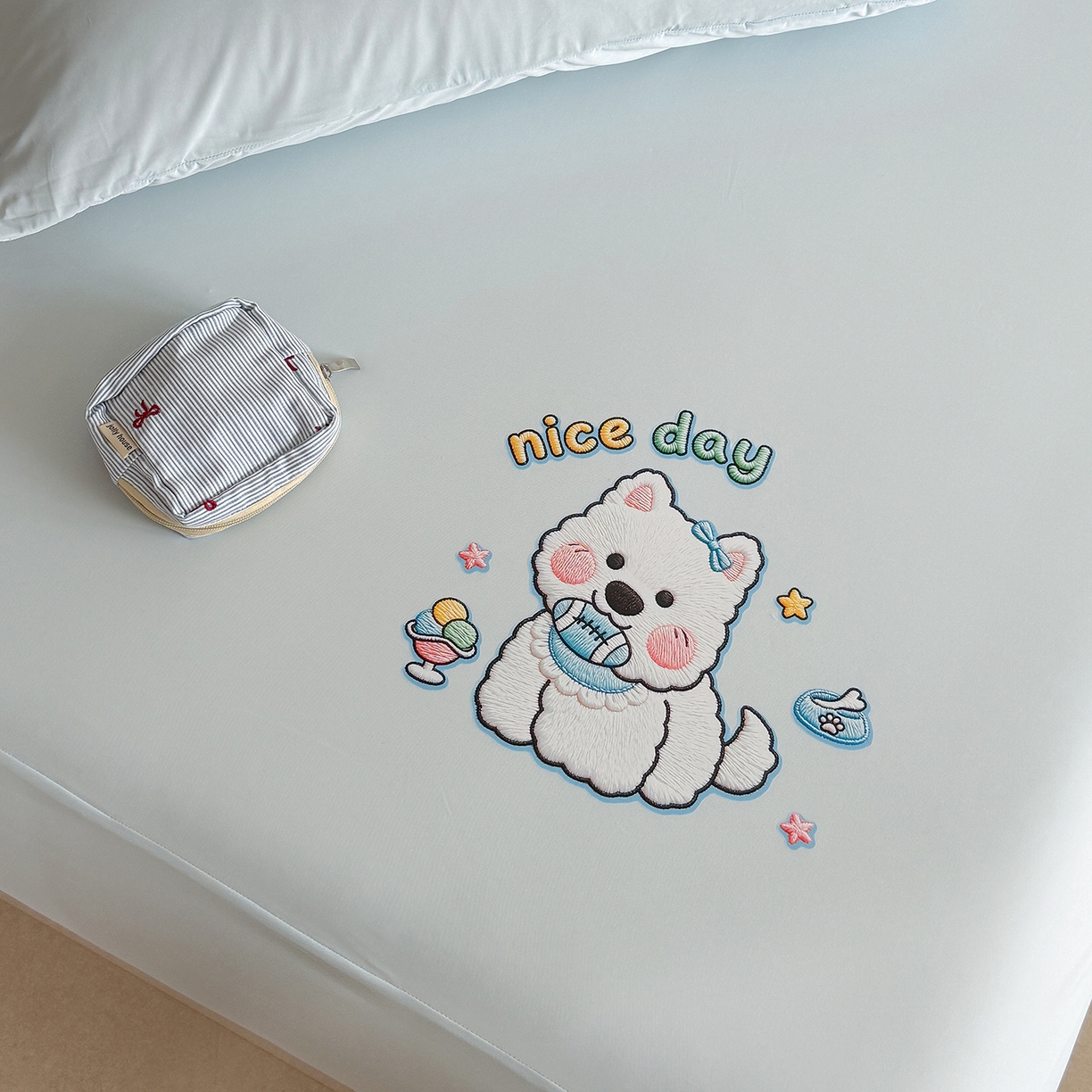 91家纺网 家纺一手货源 找家纺 TT.one 塔塔家居 2026新款A类卡通针织凉感刺绣烫印床笠 米多多-海盐蓝