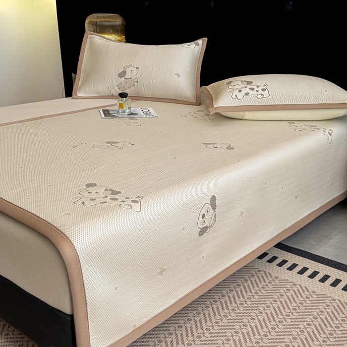 91家纺网 家纺一手货源 找家纺 畅畅家纺 2026春夏新款复合中分子PE100%聚乙烯乙纶色织提花凉感软凉席席子 腊肠狗