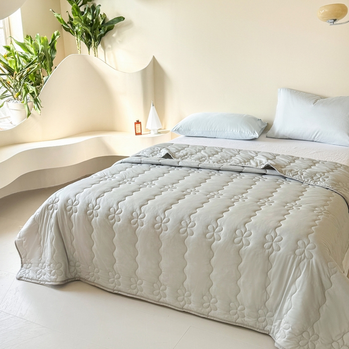 91家纺网 家纺一手货源 找家纺 丹本家纺 2026新款凉感夏被空调被凉席空调席冰丝席纯色床裙乳胶席三件套四件套菱形格 夏被-灰色