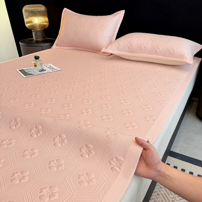 91家纺网 家纺一手货源 找家纺 畅畅家纺 2026春夏新款复合中分子PE100%聚乙烯乙纶色织提花凉感软凉席席子 四叶草-粉