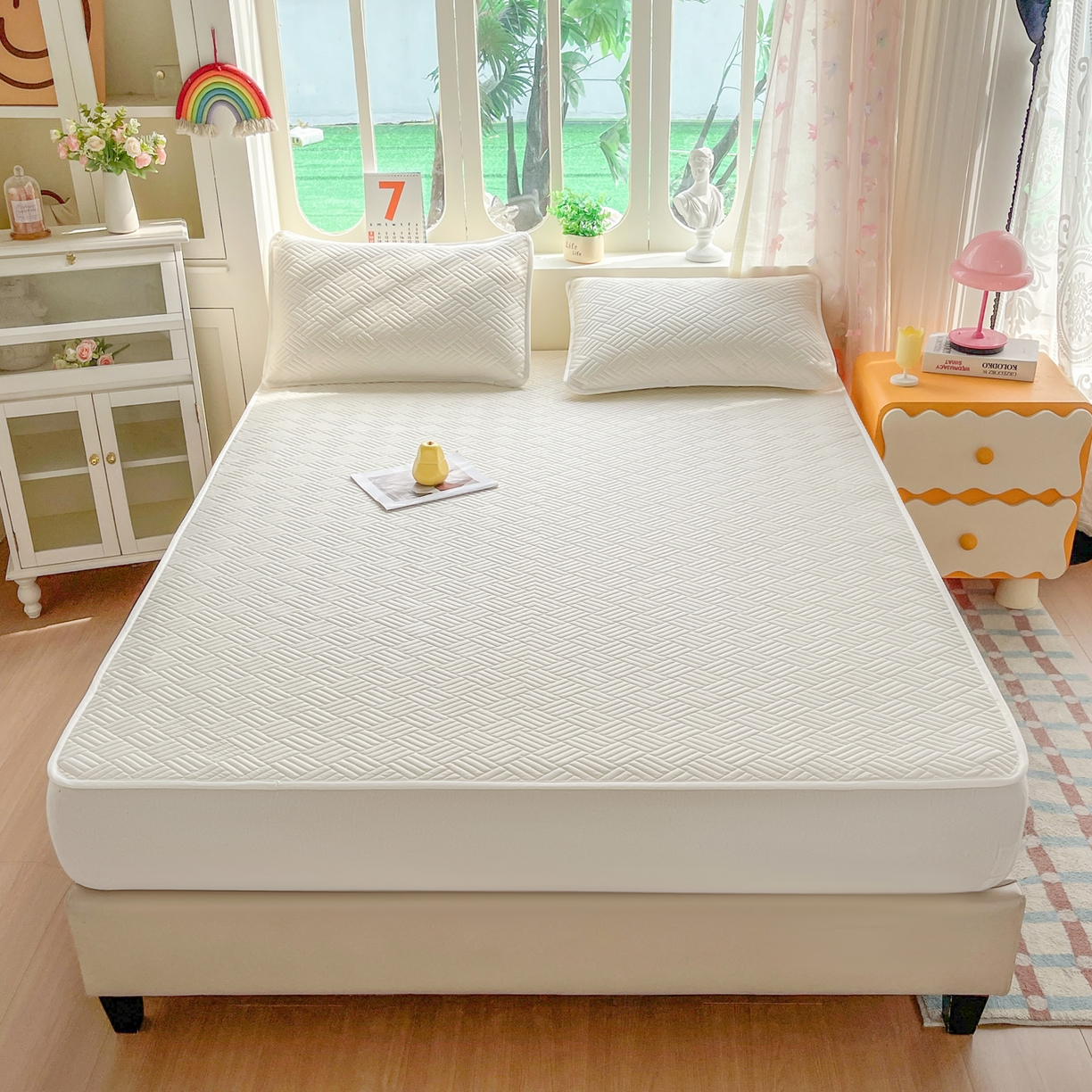 91家纺网 家纺一手货源 找家纺 丹本家纺 2026新款凉感夏被空调被凉席空调席冰丝席纯色床裙乳胶席三件套四件套菱形格 菱形格平铺款-米白