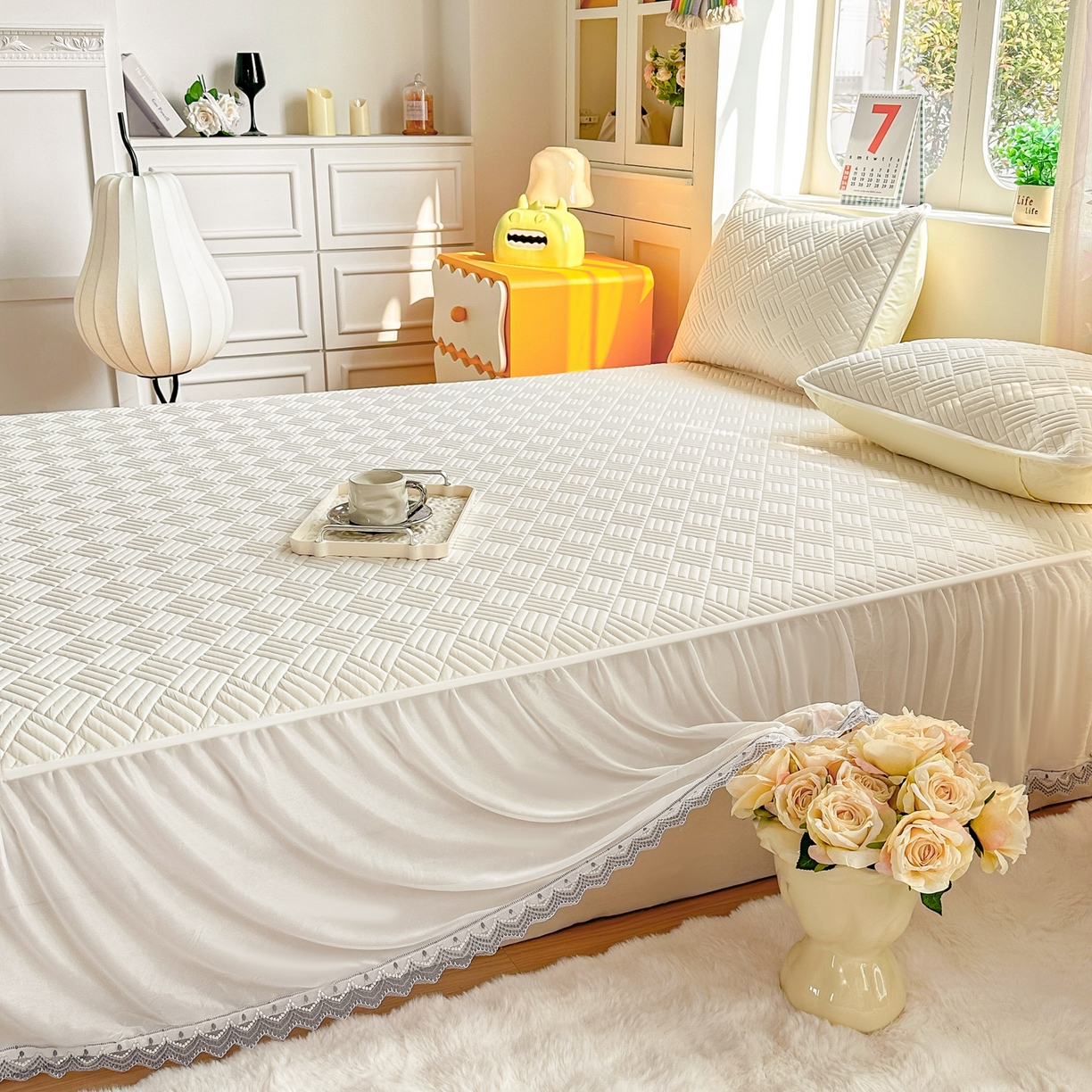 91家纺网 家纺一手货源 找家纺 丹本家纺 2026新款凉感夏被空调被凉席空调席冰丝席纯色床裙乳胶席三件套四件套菱形格 菱形格床裙款-米白