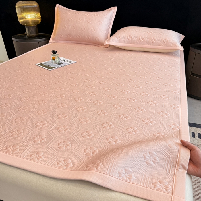 91家纺网 家纺一手货源 找家纺 畅畅家纺 2026春夏新款复合中分子PE100%聚乙烯乙纶色织提花凉感软凉席席子 四叶草-粉