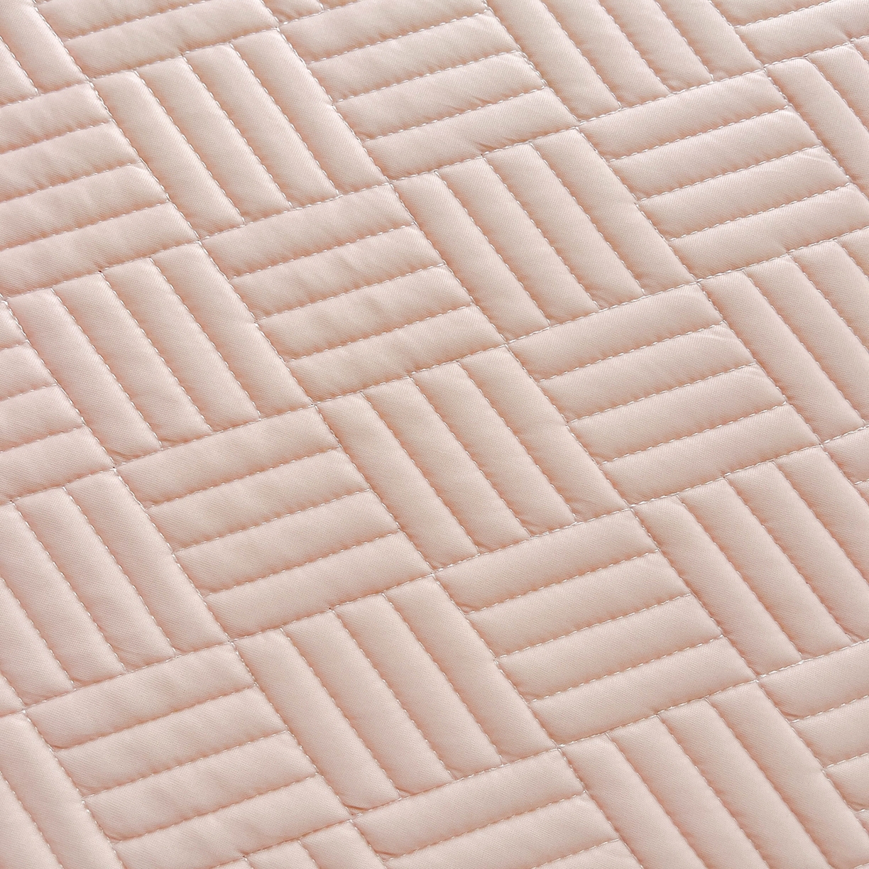 91家纺网 家纺一手货源 找家纺 丹本家纺 2026新款凉感夏被空调被凉席空调席冰丝席纯色床裙乳胶席三件套四件套菱形格 菱形格平铺款粉色