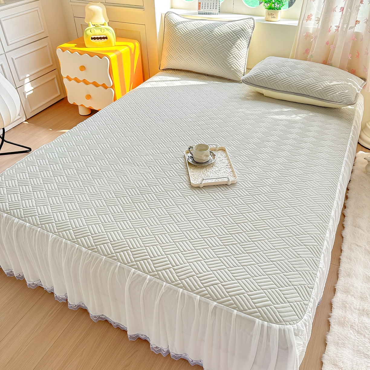 91家纺网 家纺一手货源 找家纺 丹本家纺 2026新款凉感夏被空调被凉席空调席冰丝席纯色床裙乳胶席三件套四件套菱形格 菱形格床裙款-灰色