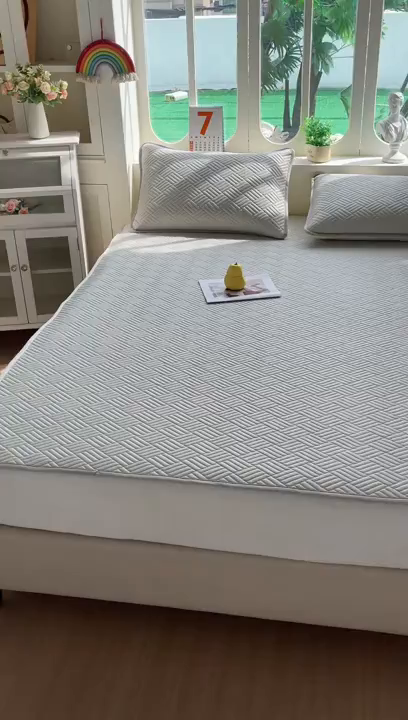 91家纺网 家纺一手货源 找家纺 丹本家纺 2026新款凉感夏被空调被凉席空调席冰丝席纯色床裙乳胶席三件套四件套菱形格 菱形格平铺款-灰色