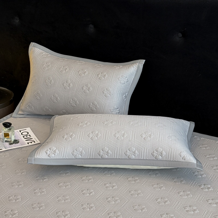 91家纺网 家纺一手货源 找家纺 畅畅家纺 2026春夏新款复合中分子PE100%聚乙烯乙纶色织提花凉感软凉席席子 四叶草-灰