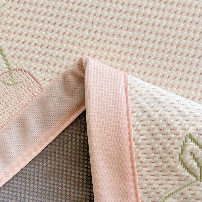 91家纺网 家纺一手货源 找家纺 畅畅家纺 2026春夏新款复合中分子PE100%聚乙烯乙纶色织提花凉感软凉席席子 樱桃