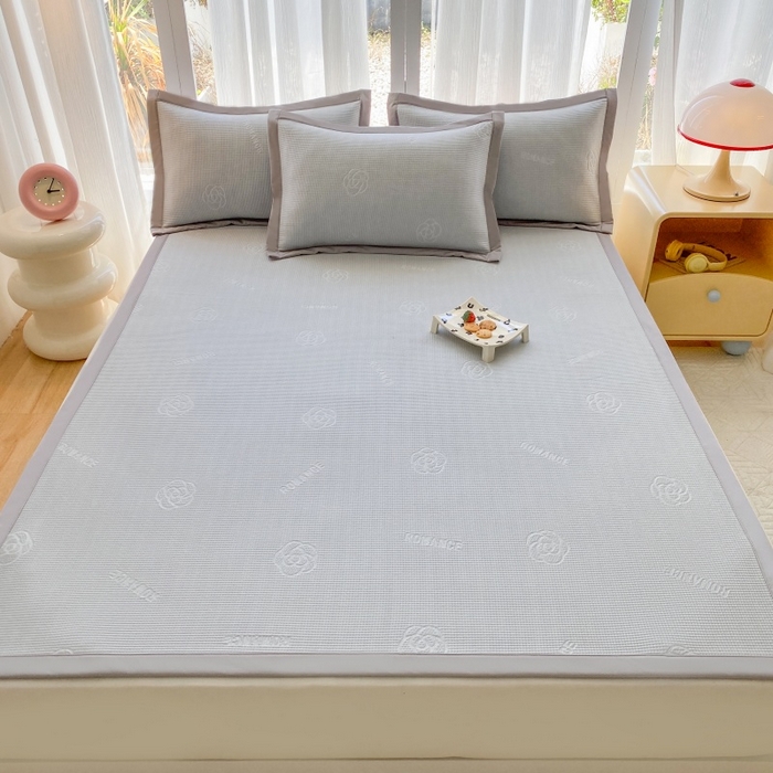 91家纺网 家纺一手货源 找家纺 宇淳国际 2026新款PE凉感三明治复合床笠三件套-玫瑰花系列 玫瑰灰