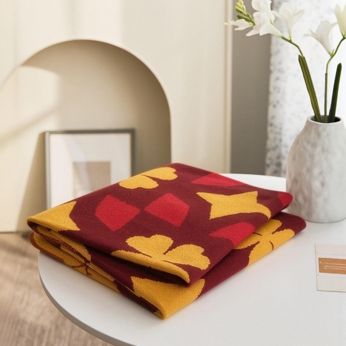 91家纺网 家纺一手货源 找家纺 （总）暖绵绵家纺 2026新款全棉提花复古花纹四季毯-诺拉琪