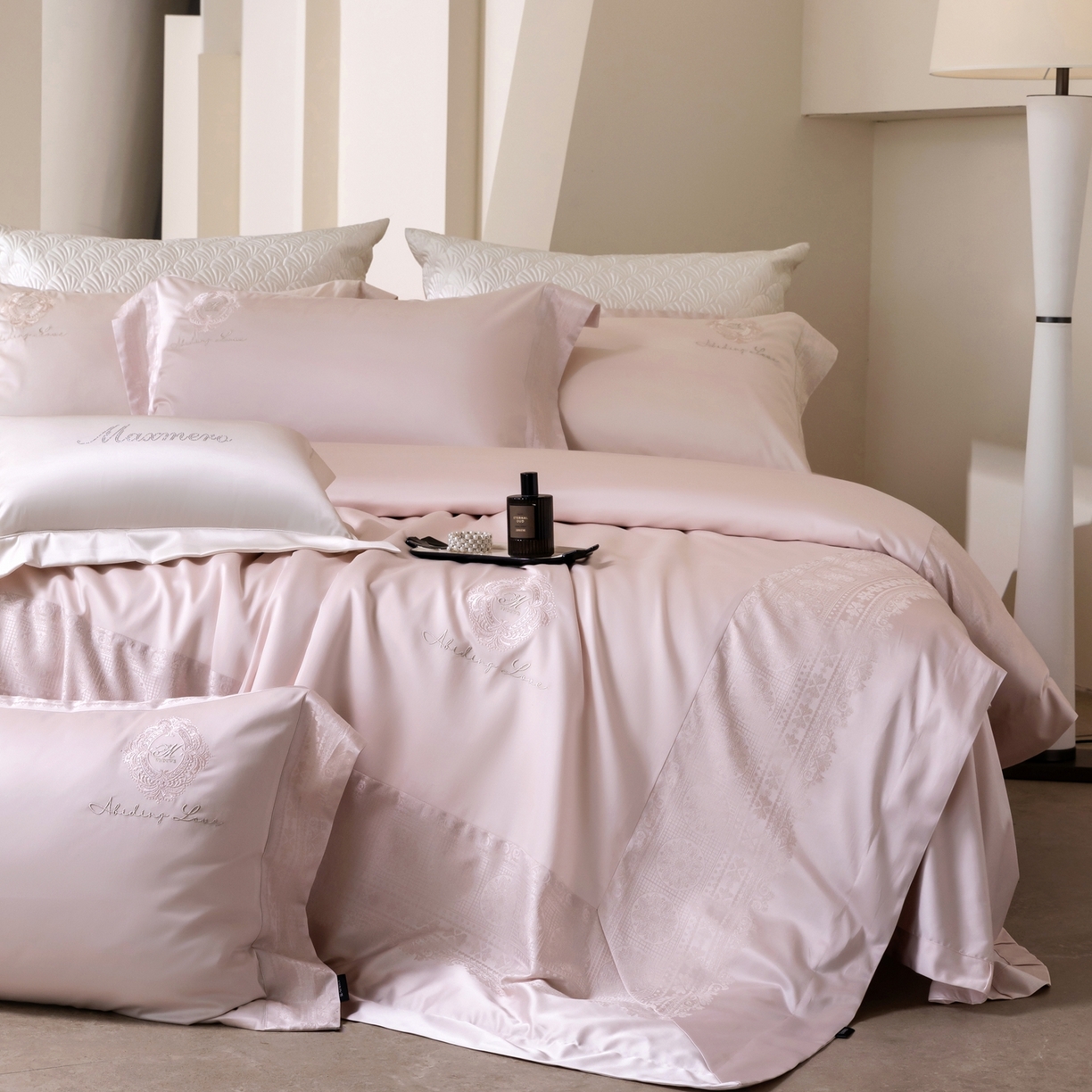 91家纺网 家纺一手货源 找家纺 （总）馨蕊 2025新款秋冬轻奢煦暖绒雕花绒系列四件套-绒澜韵 【券后控价318/338】