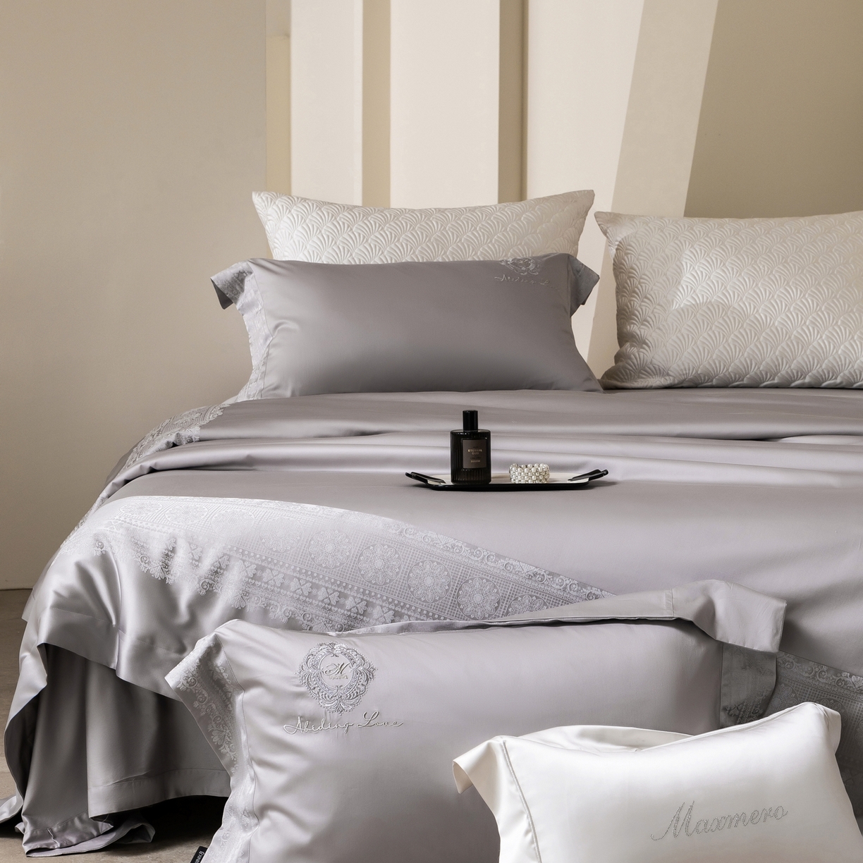 91家纺网 家纺一手货源 找家纺 馨蕊家居 2026春夏新款100S全棉纯棉高精密提花刺绣四件套-赫本 高精密赫本-高级灰