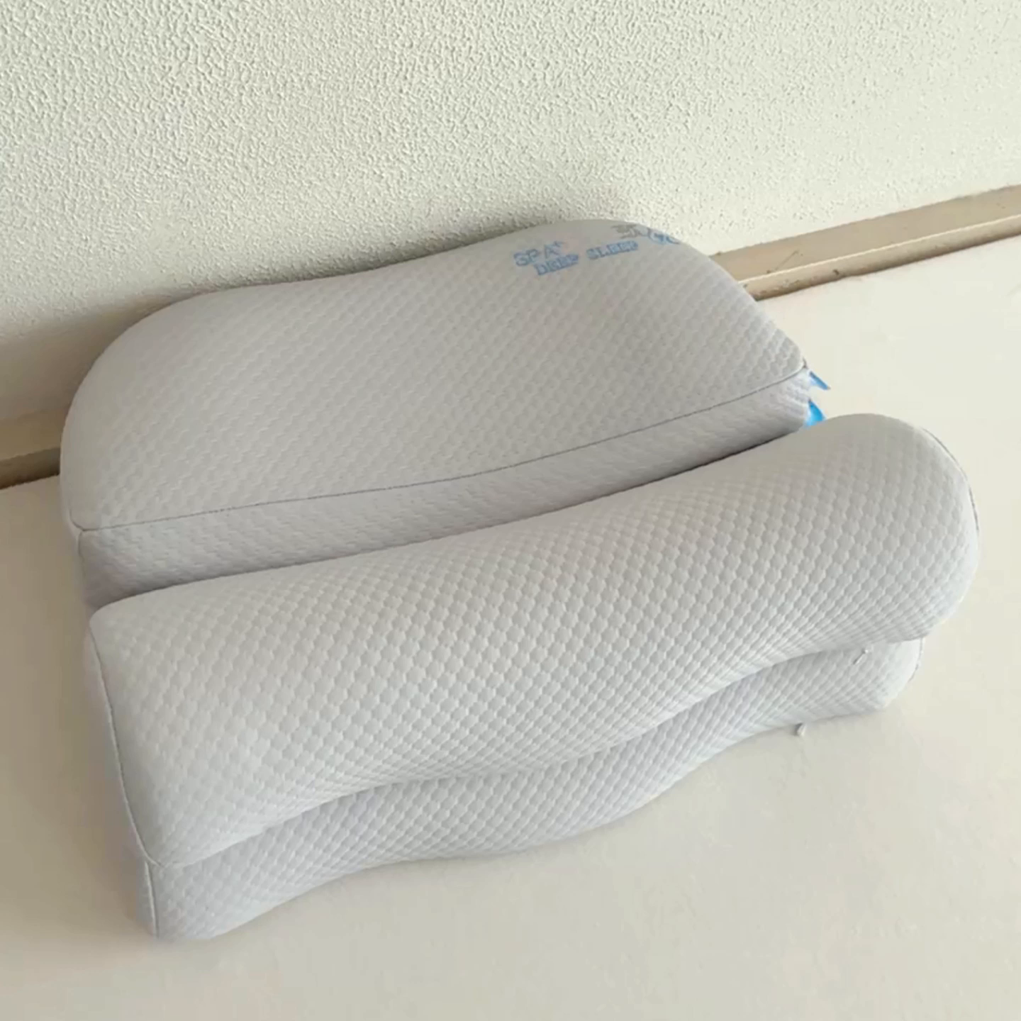 91家纺网 家纺一手货源 找家纺 麦肯锡 2026新款颈氧SPA+分层护颈枕枕头枕芯 灰色