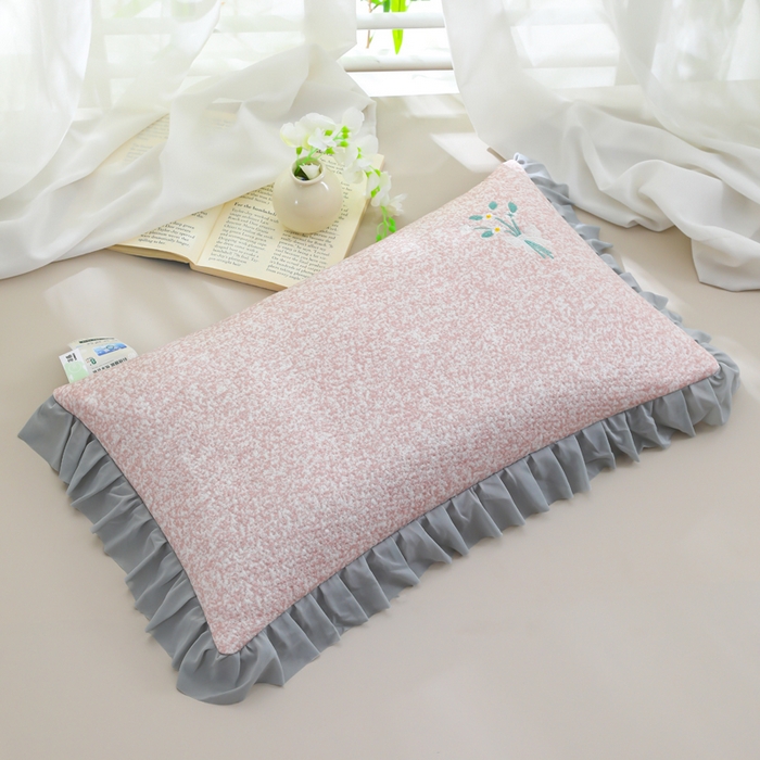 91家纺网 家纺一手货源 找家纺 （总）仁宇枕业 2026新款新品 花边清凉束束菊花草荞麦枕头枕芯