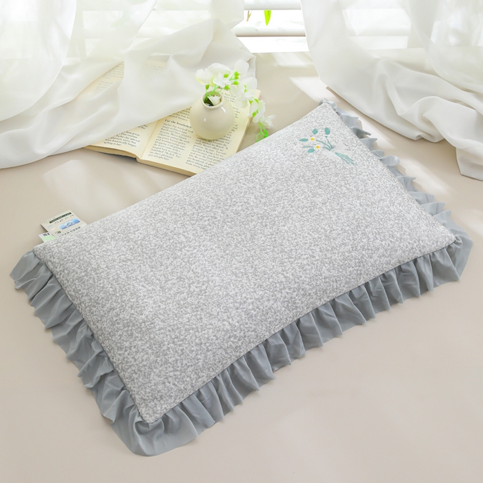 91家纺网 家纺一手货源 找家纺 （总）仁宇枕业 2026新款新品 花边清凉束束菊花草荞麦枕头枕芯