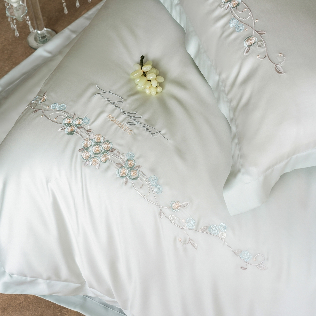 91家纺网 家纺一手货源 找家纺 时亿家居 2026春夏新款兰精天丝四件套-夏玫瑰系列 夏玫瑰-烟罗蓝