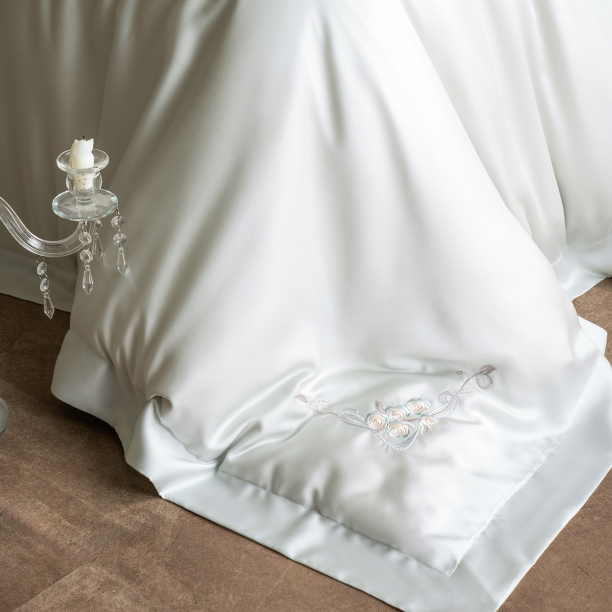 91家纺网 家纺一手货源 找家纺 时亿家居 2026春夏新款兰精天丝四件套-夏玫瑰系列 夏玫瑰-烟罗蓝