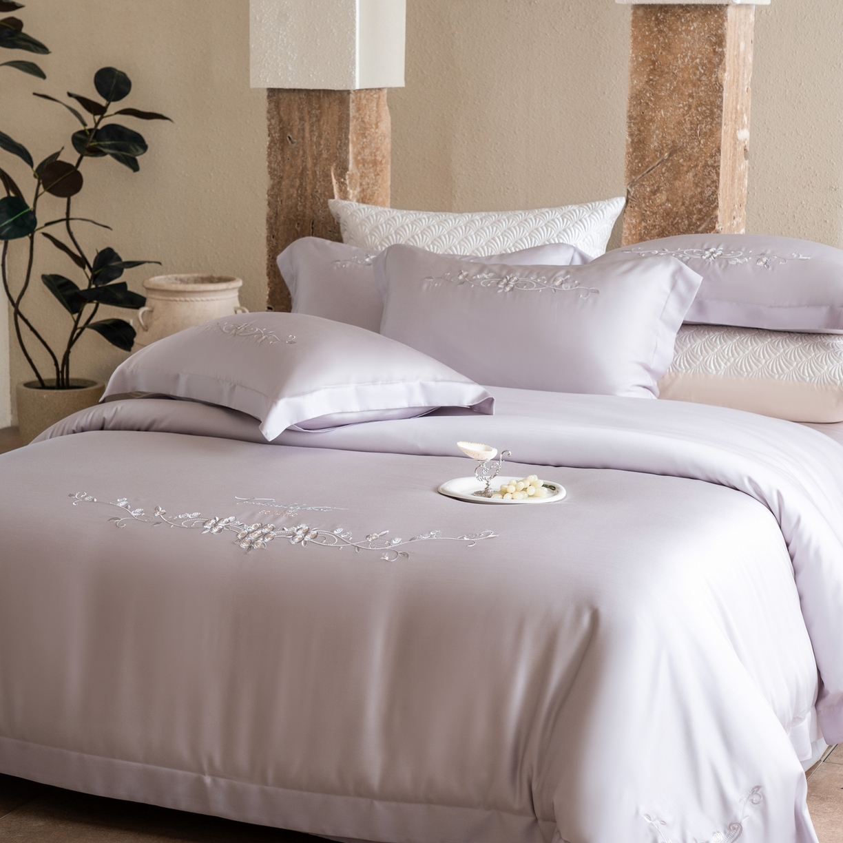 91家纺网 家纺一手货源 找家纺 时亿家居 2026春夏新款兰精天丝四件套-夏玫瑰系列 夏玫瑰-沙灰紫