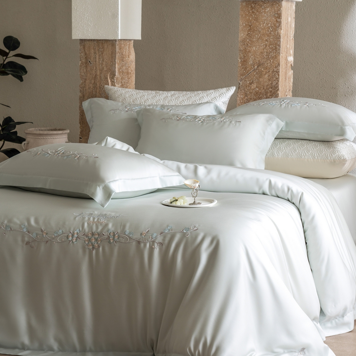 91家纺网 家纺一手货源 找家纺 时亿家居 2026春夏新款兰精天丝四件套-夏玫瑰系列 夏玫瑰-烟罗蓝