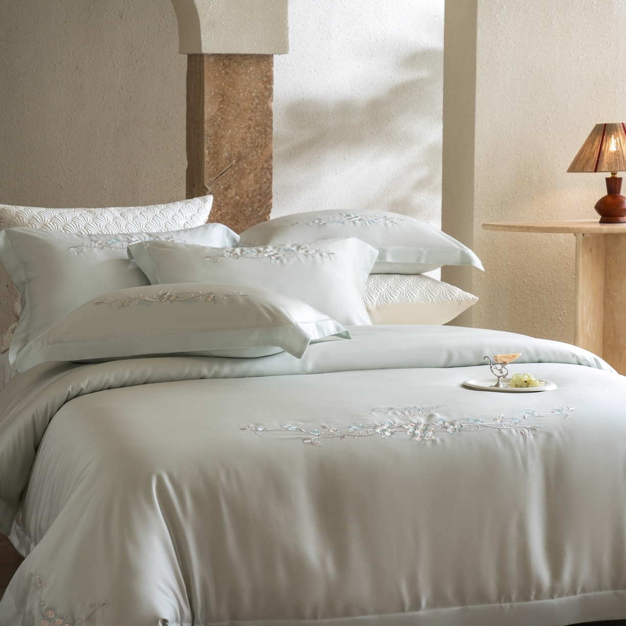 91家纺网 家纺一手货源 找家纺 时亿家居 2026春夏新款兰精天丝四件套-夏玫瑰系列 夏玫瑰-烟罗蓝