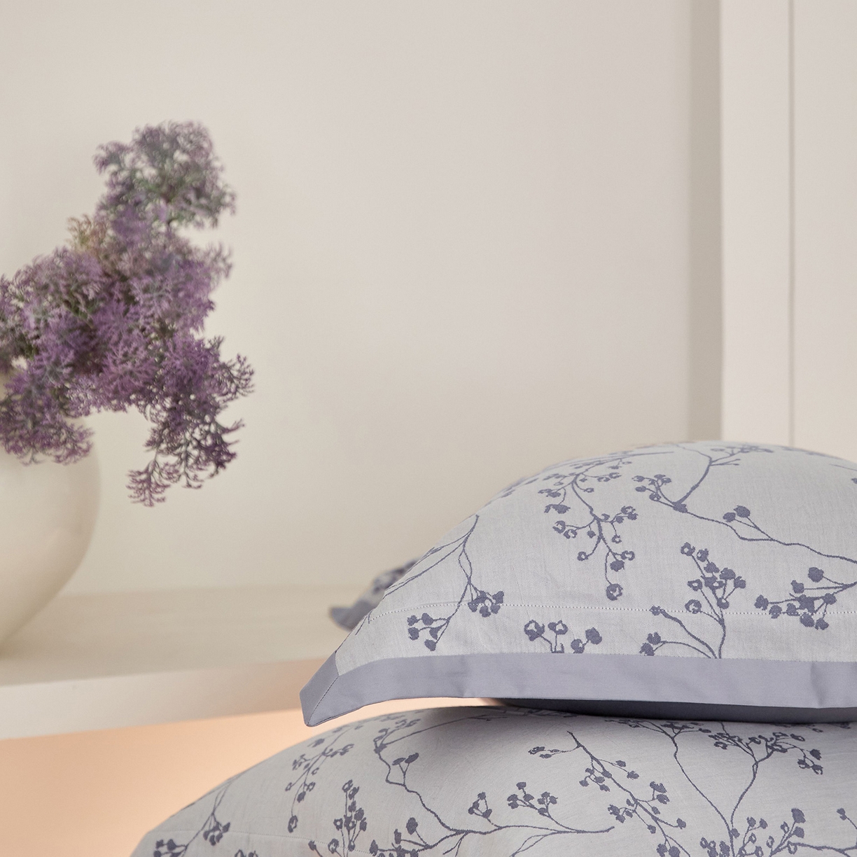 91家纺网 家纺一手货源 找家纺 JUICY 橘滋家纺 2026新款云柔奢韵全棉色织提花系列四件套 藤影垂