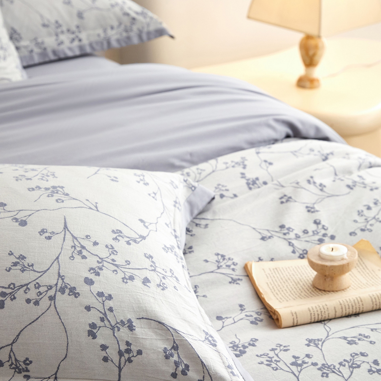 91家纺网 家纺一手货源 找家纺 JUICY 橘滋家纺 2026新款云柔奢韵全棉色织提花系列四件套 藤影垂